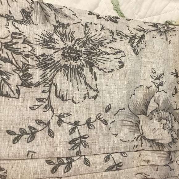 Zinchan linen blend lined curtain set of 2 panels 90” - Picture 5 of 8